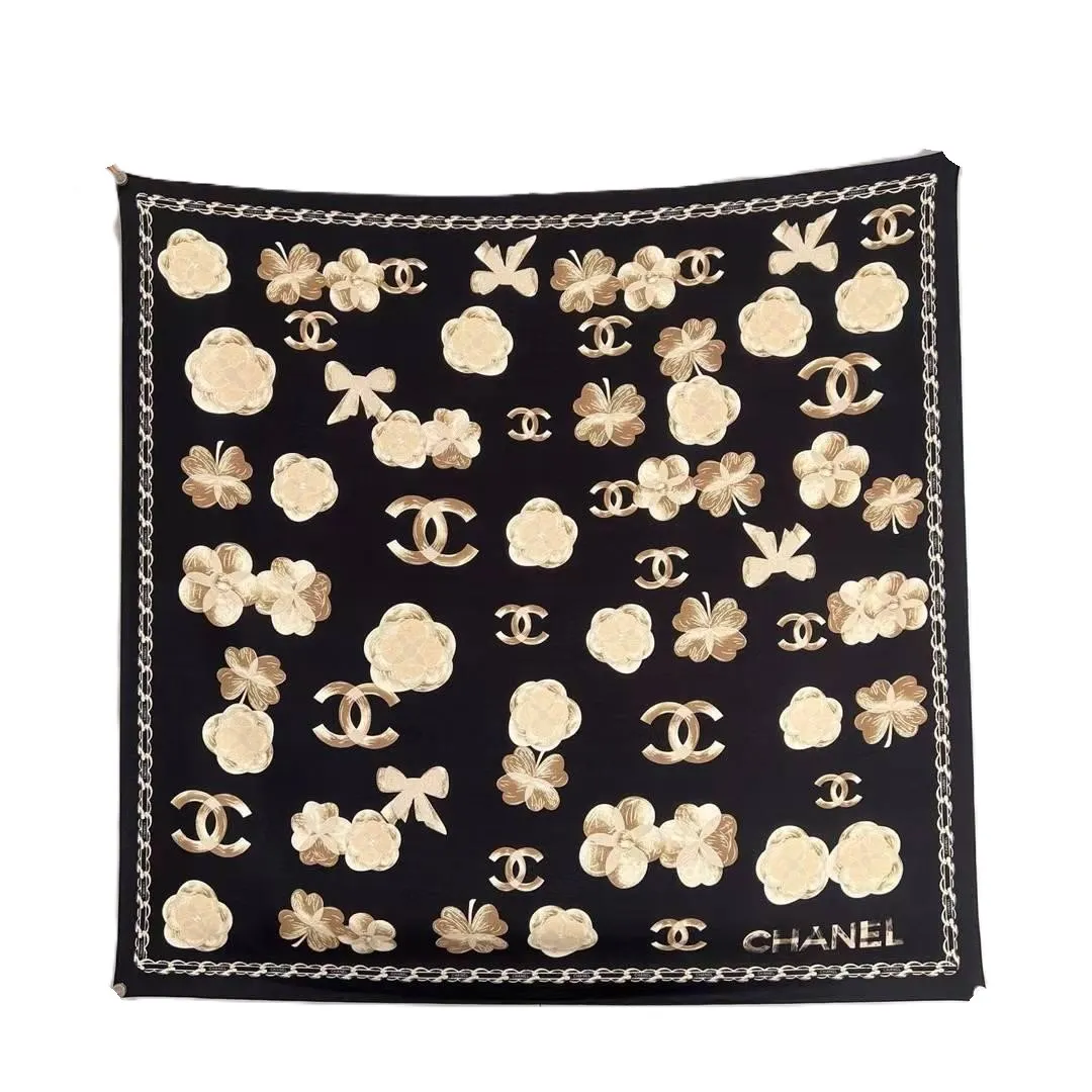 Платок CHANEL