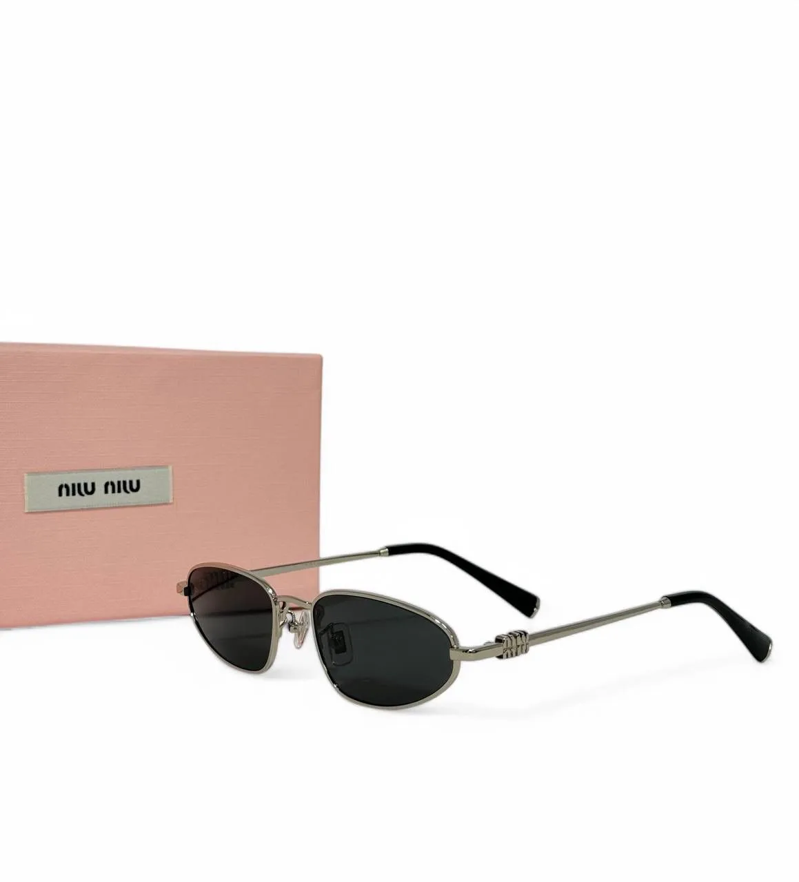 Очки солнцезащитные MIU MIU