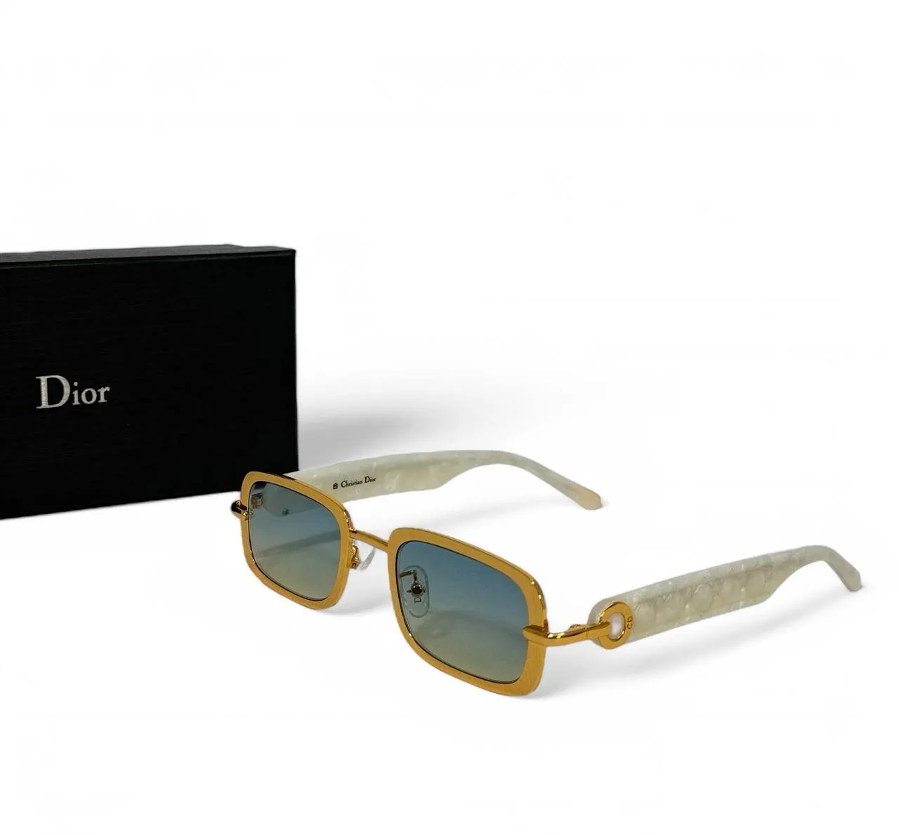 Очки солнцезащитные DIOR