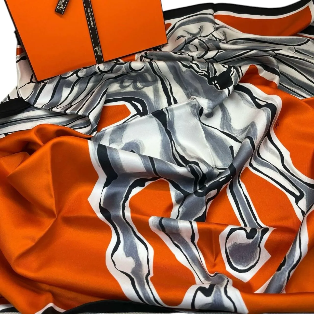 Платок HERMES