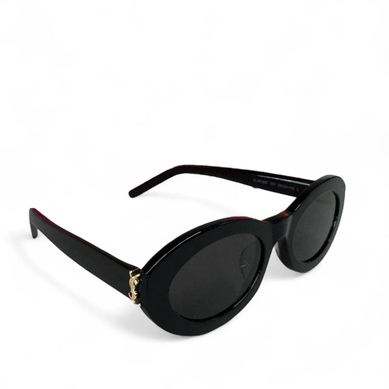 Солнцезащитные очки YSL