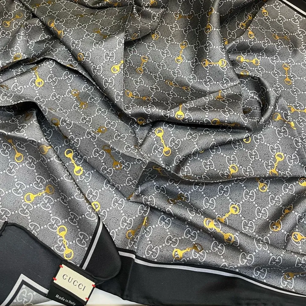 Платок GUCCI