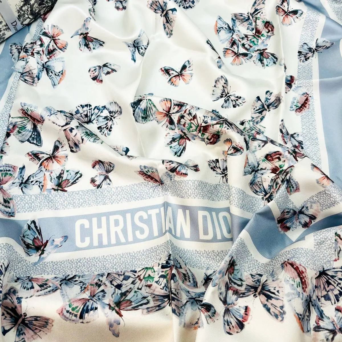 Платок DIOR