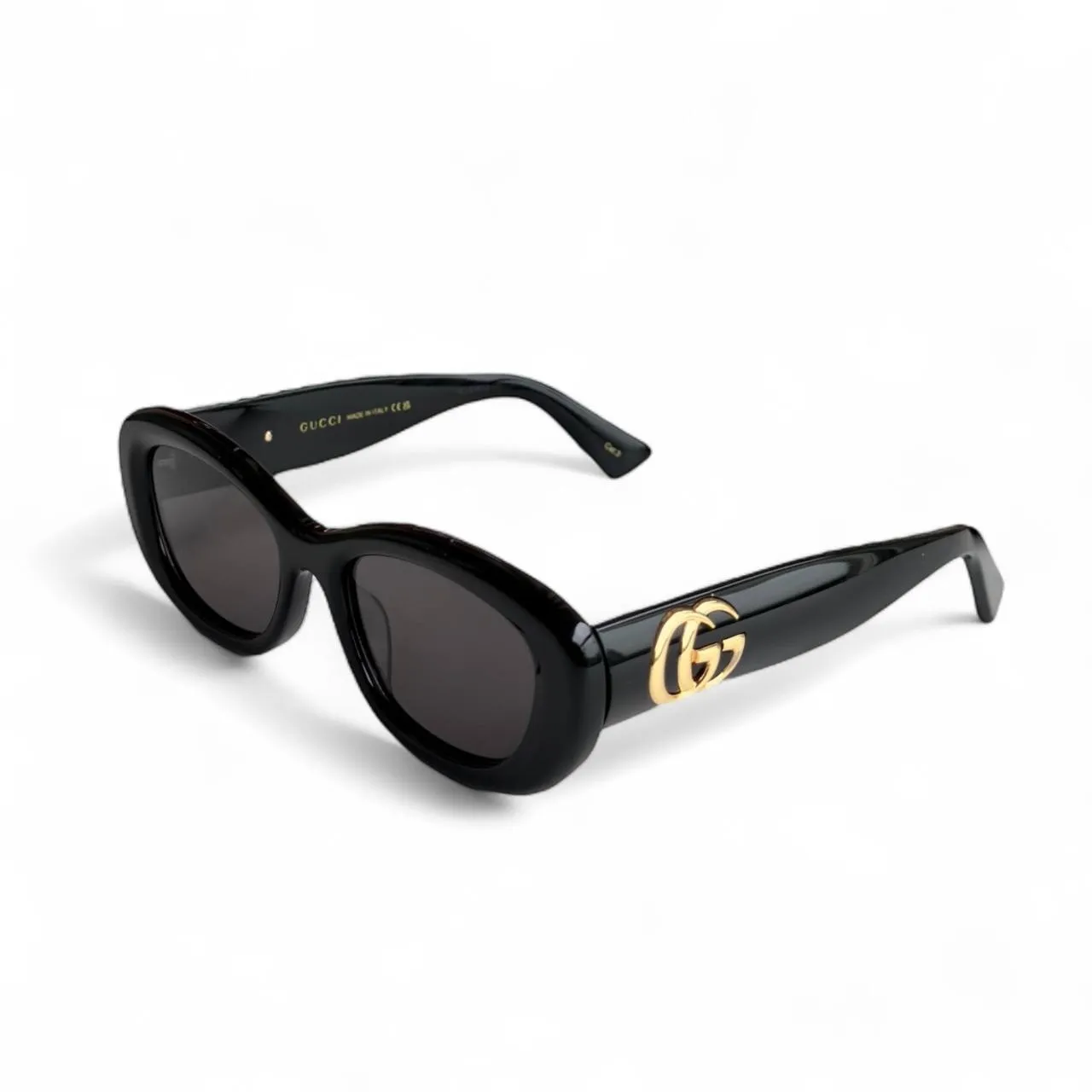 Солнцезащитные очки GUCCI