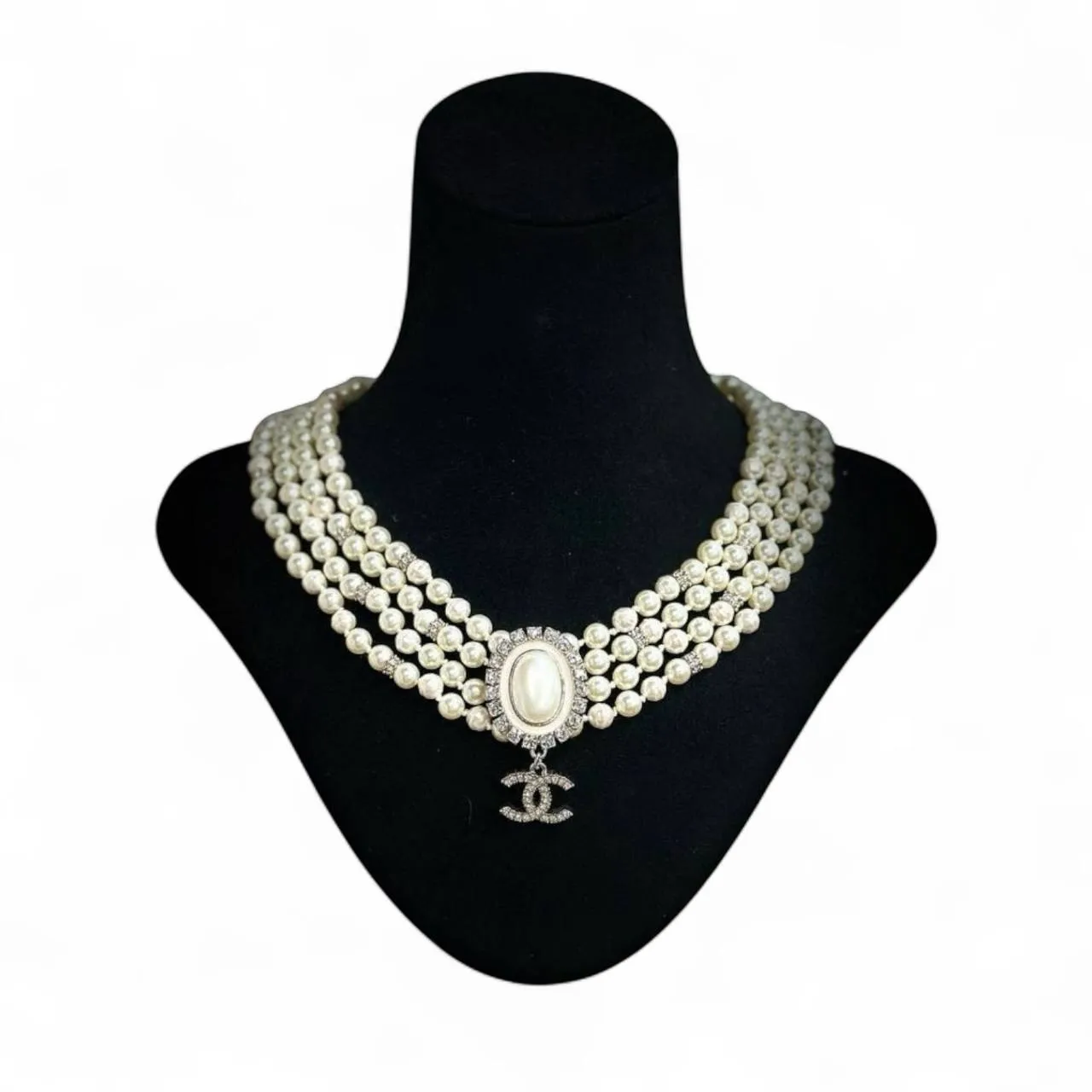 Колье CHANEL