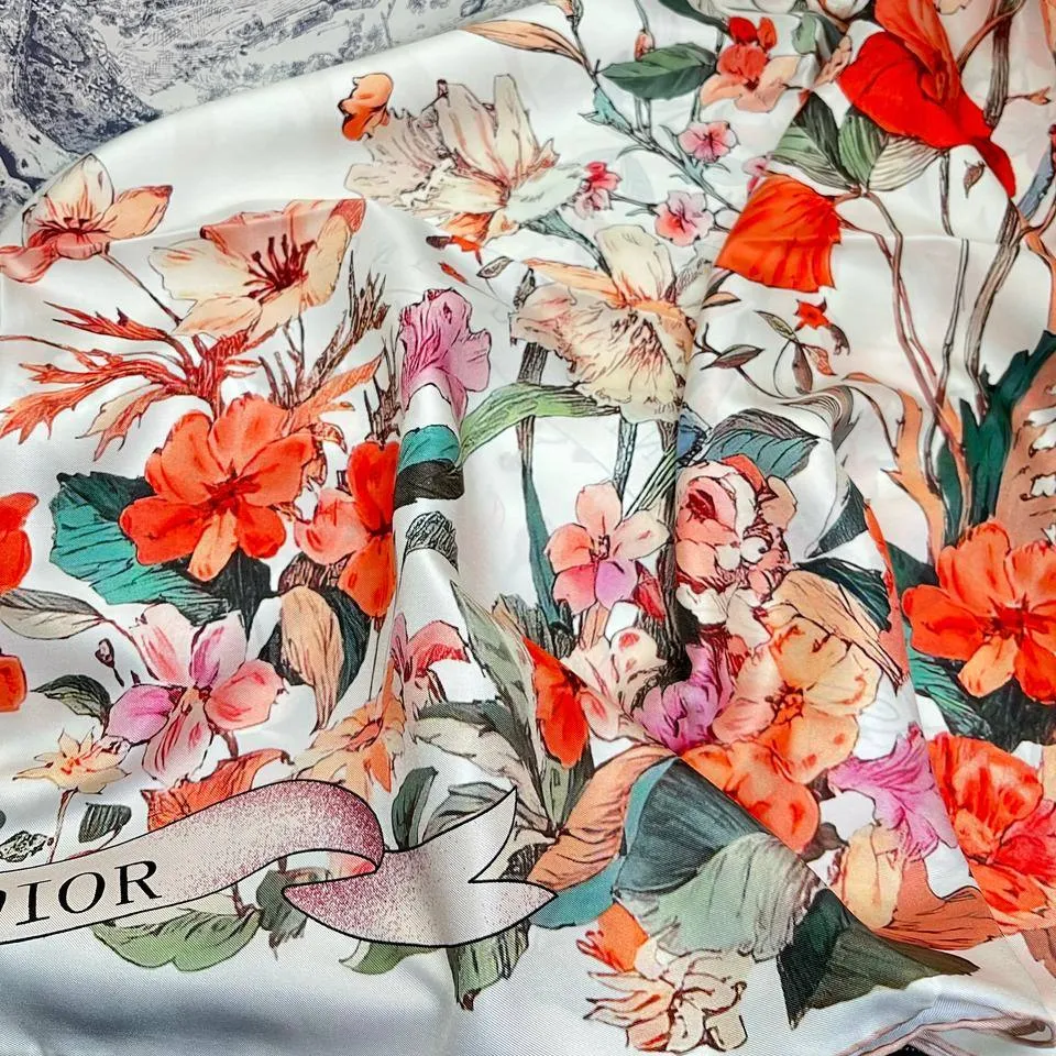 Платок DIOR