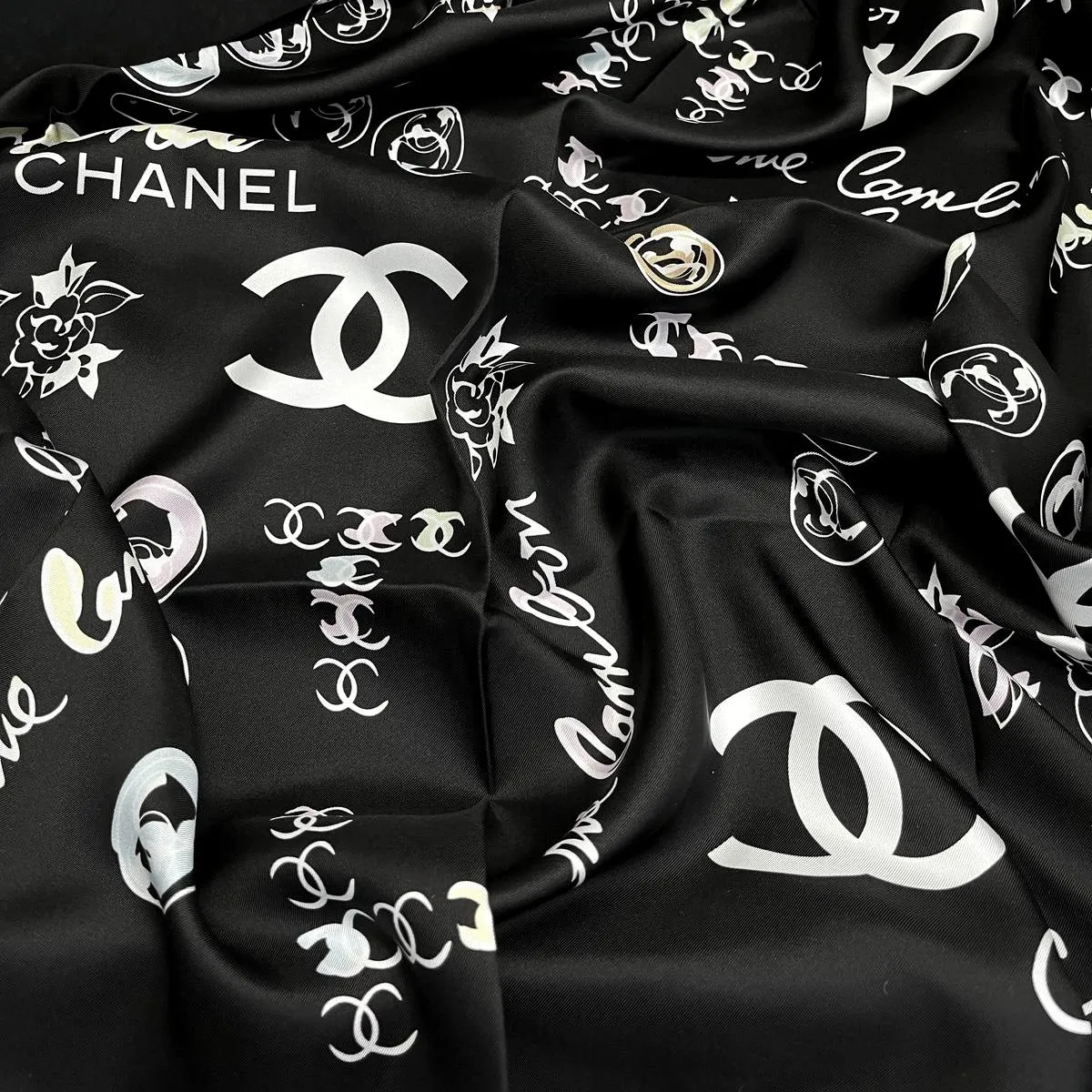 Платок CHANEL