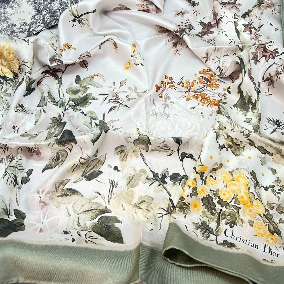 Платок DIOR (140Х140 см)