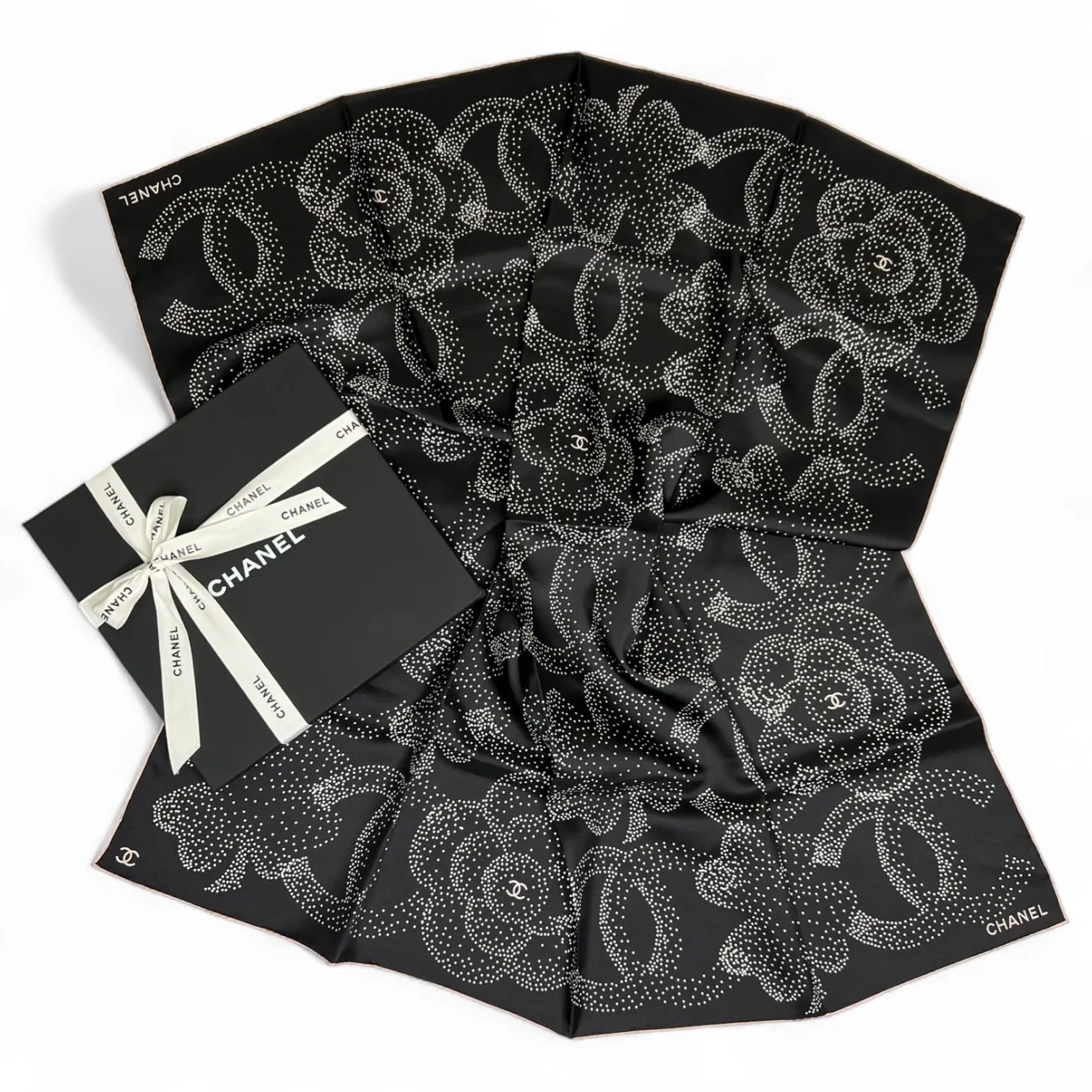 Платок CHANEL (90Х90 см)