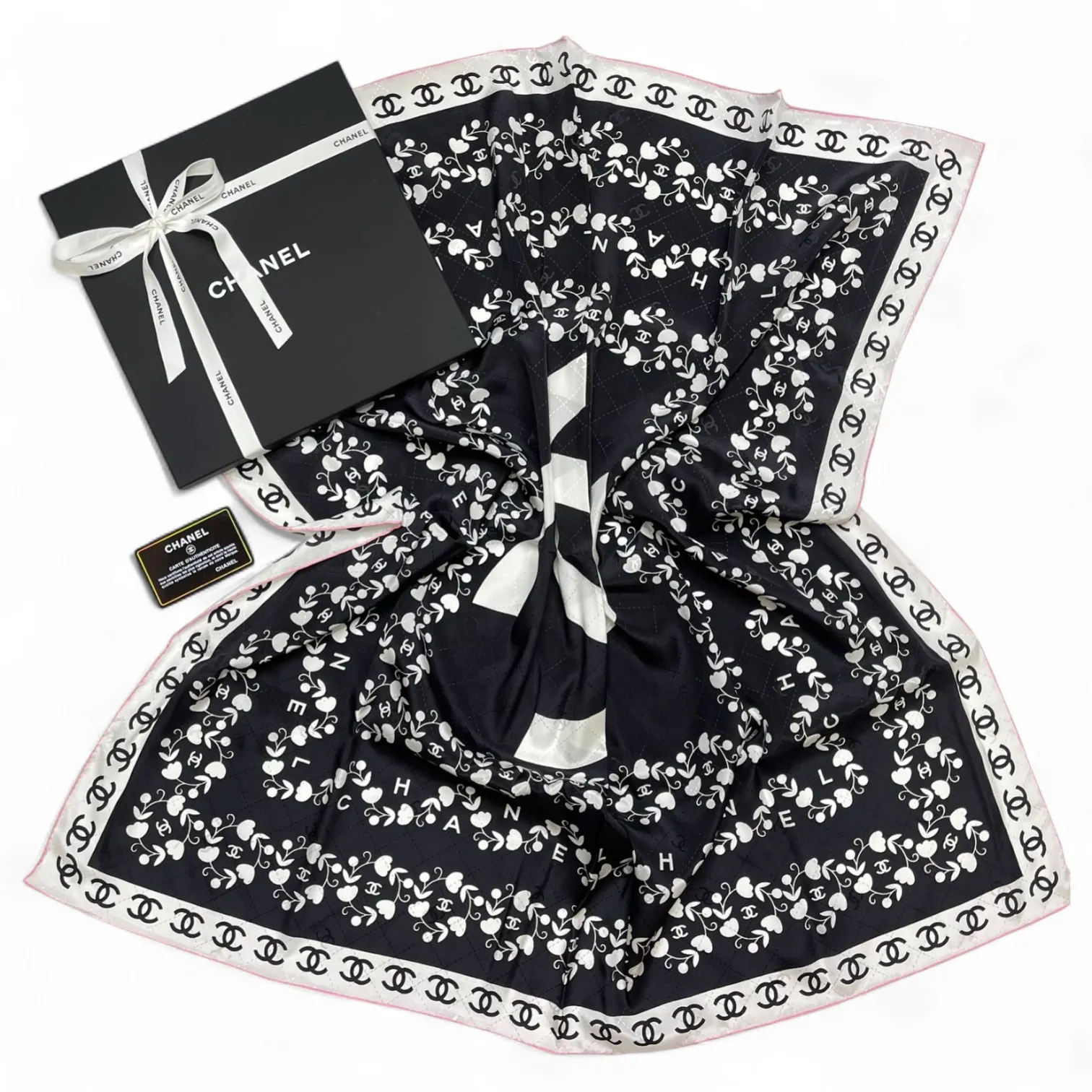 Платок CHANEL (90Х90 см)