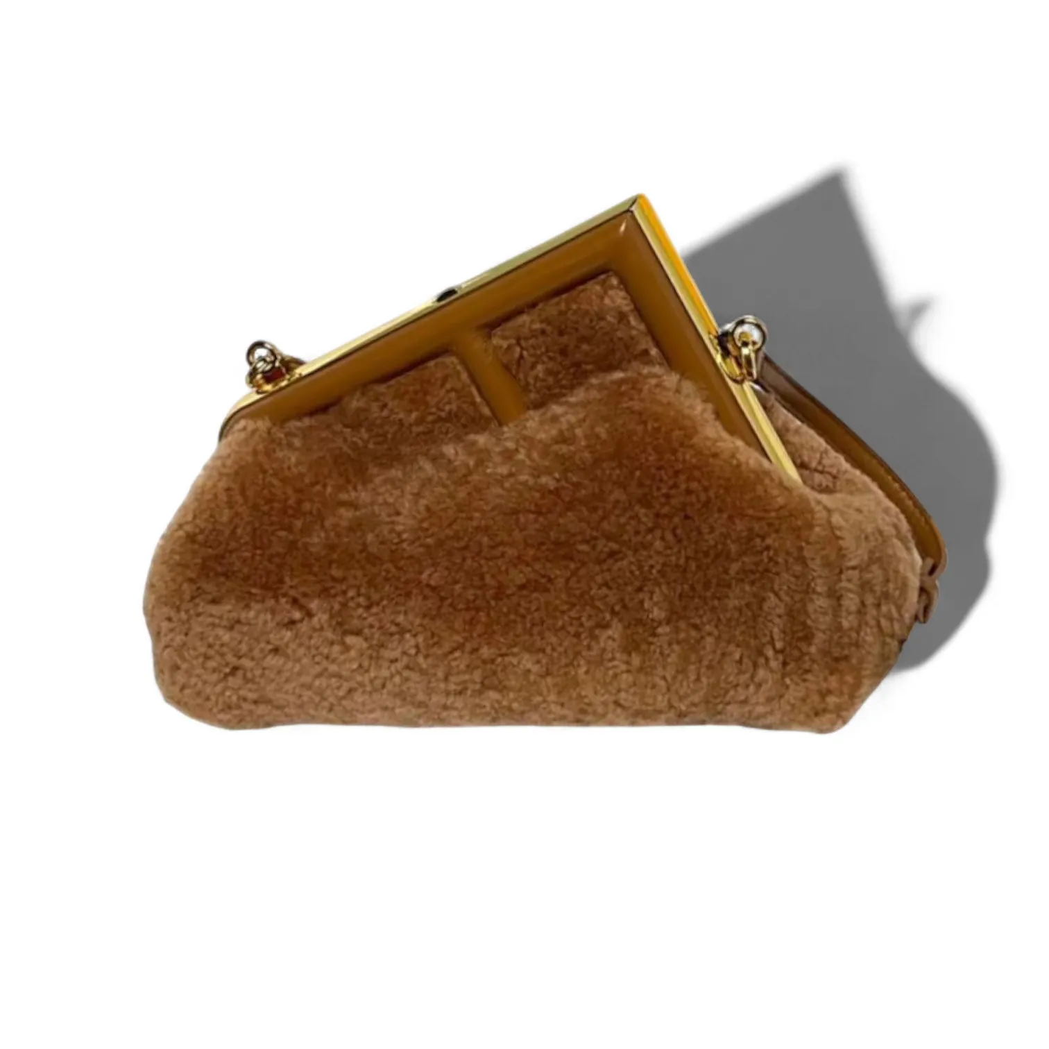 Сумка FENDI First Shearling (25 см)
