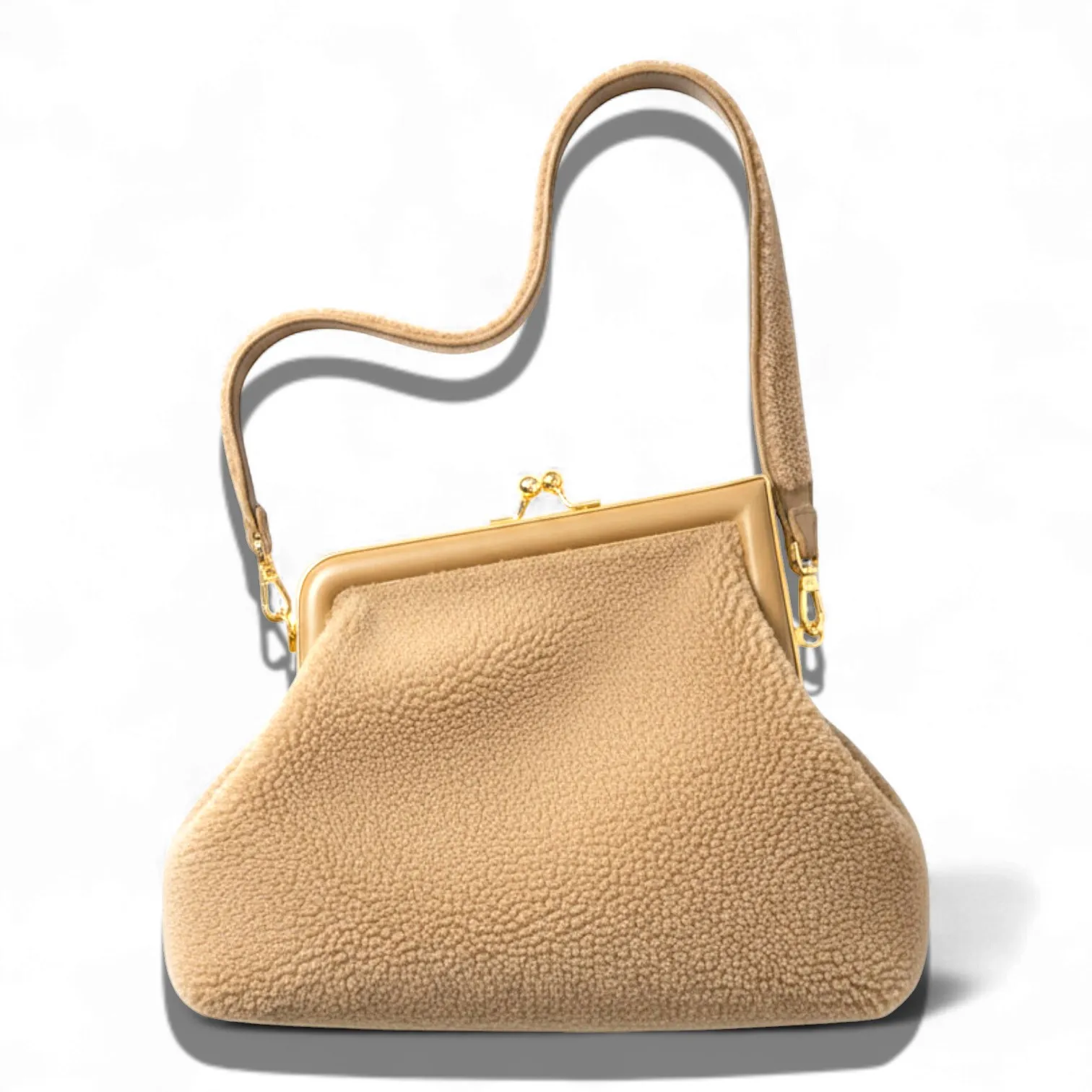 Сумка FENDI First Shearling (32 см)