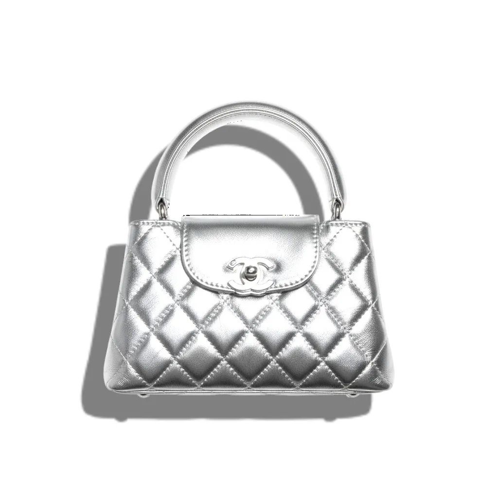 Сумка CHANEL Nano Kelly (19 см)