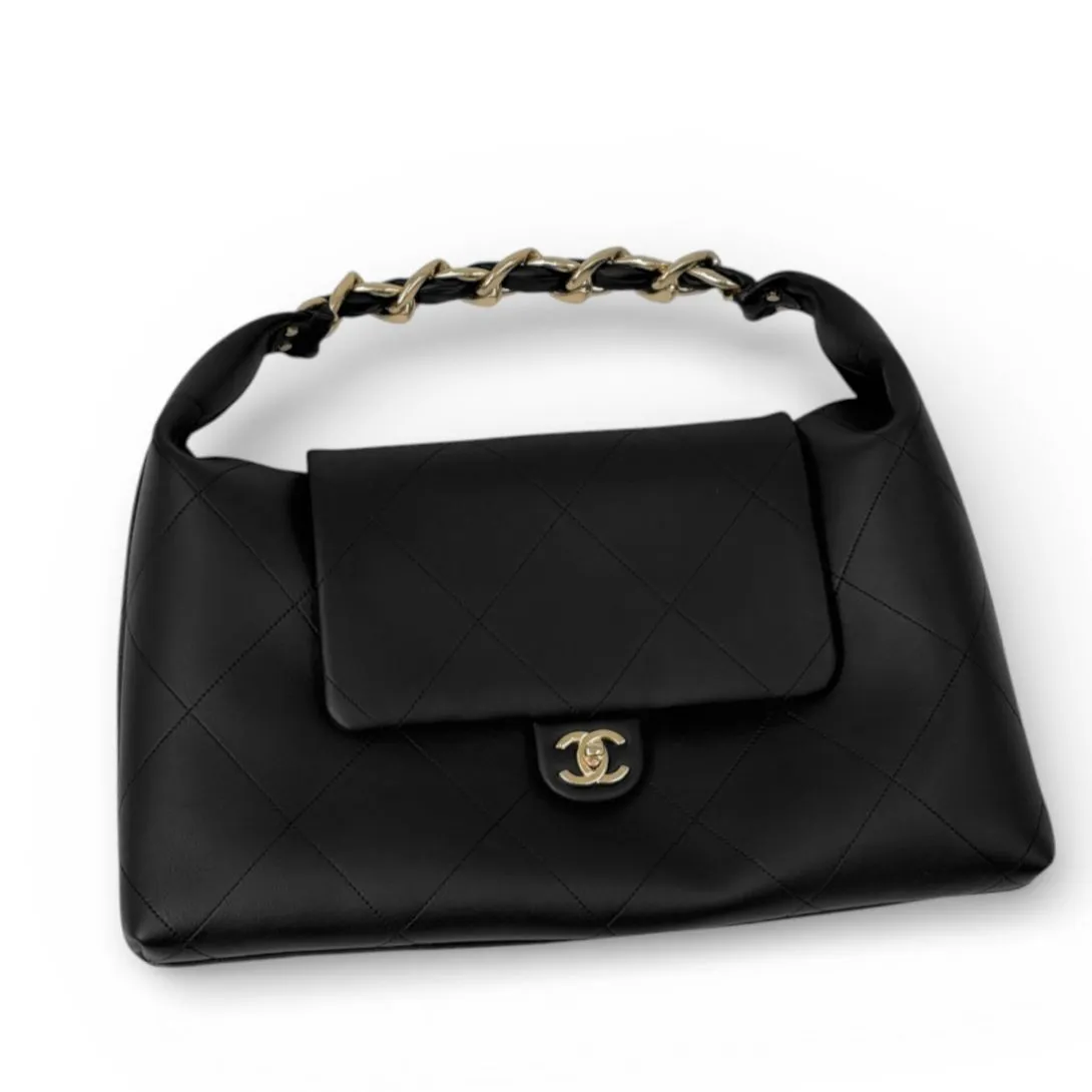 Сумка CHANEL Maxi Hobo (42 см)
