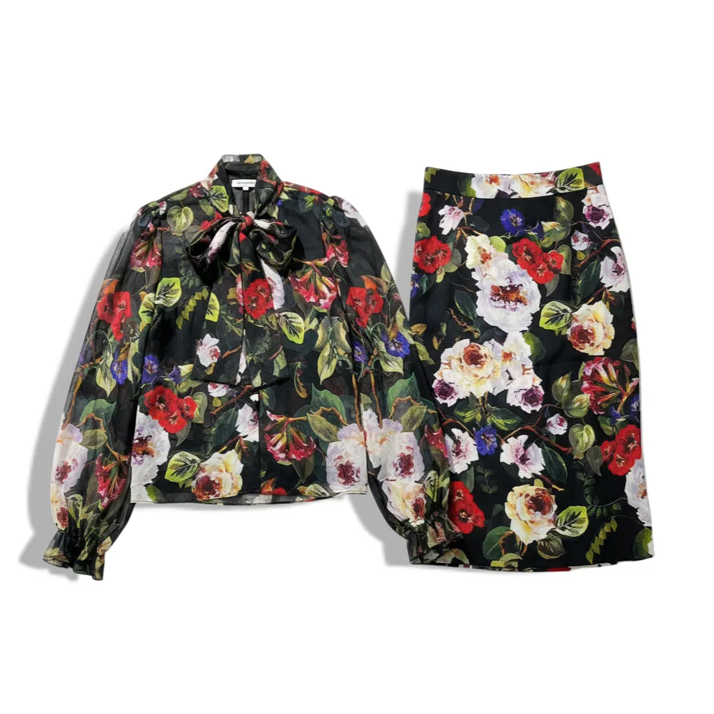 Костюм DOLCE GABBANA