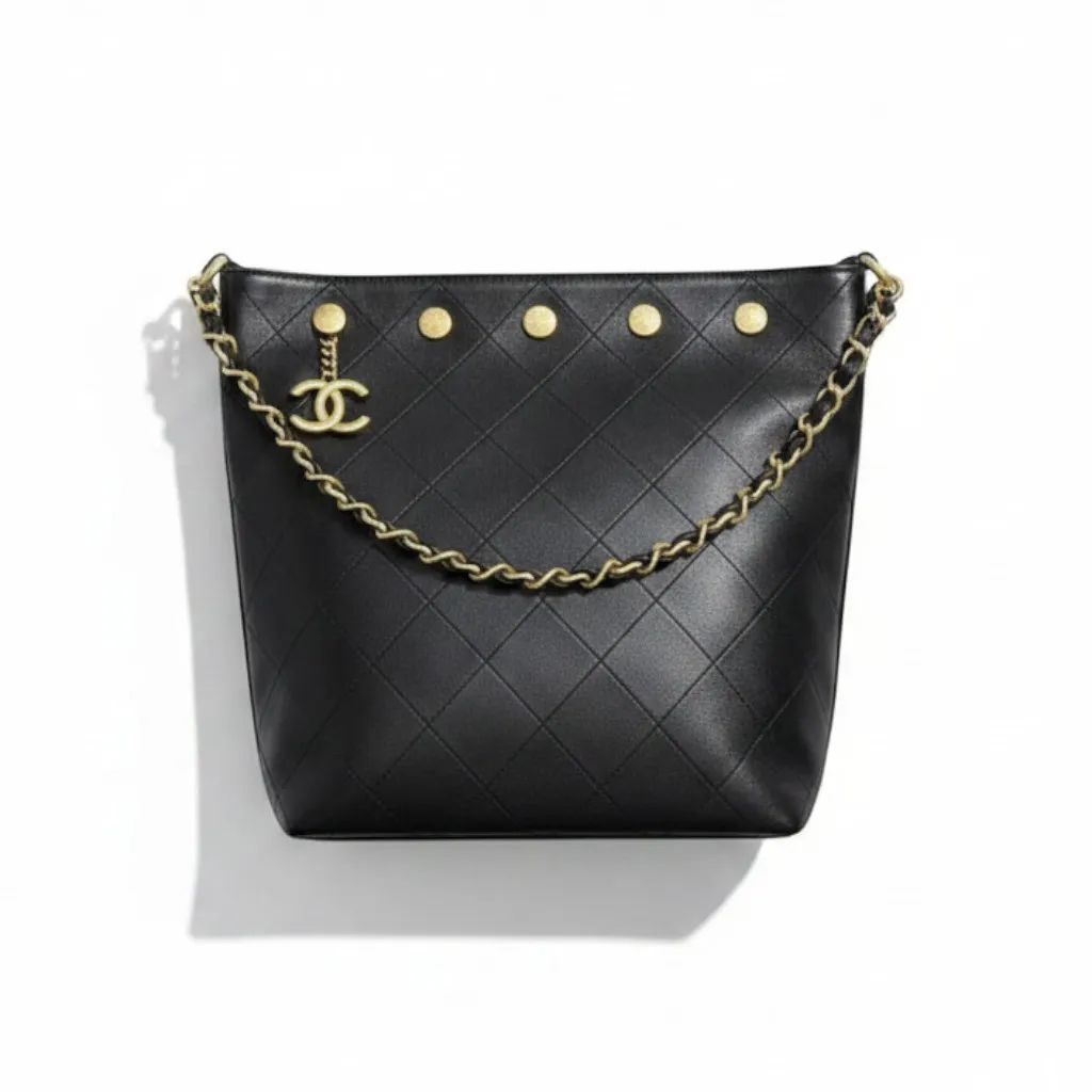 Сумка CHANEL 24B Studded Hobo (24 см)