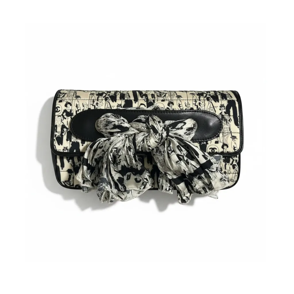 Сумка CHANEL Bicolor Coco Mademoiselle Comic Print Scarf Flap (26 см)