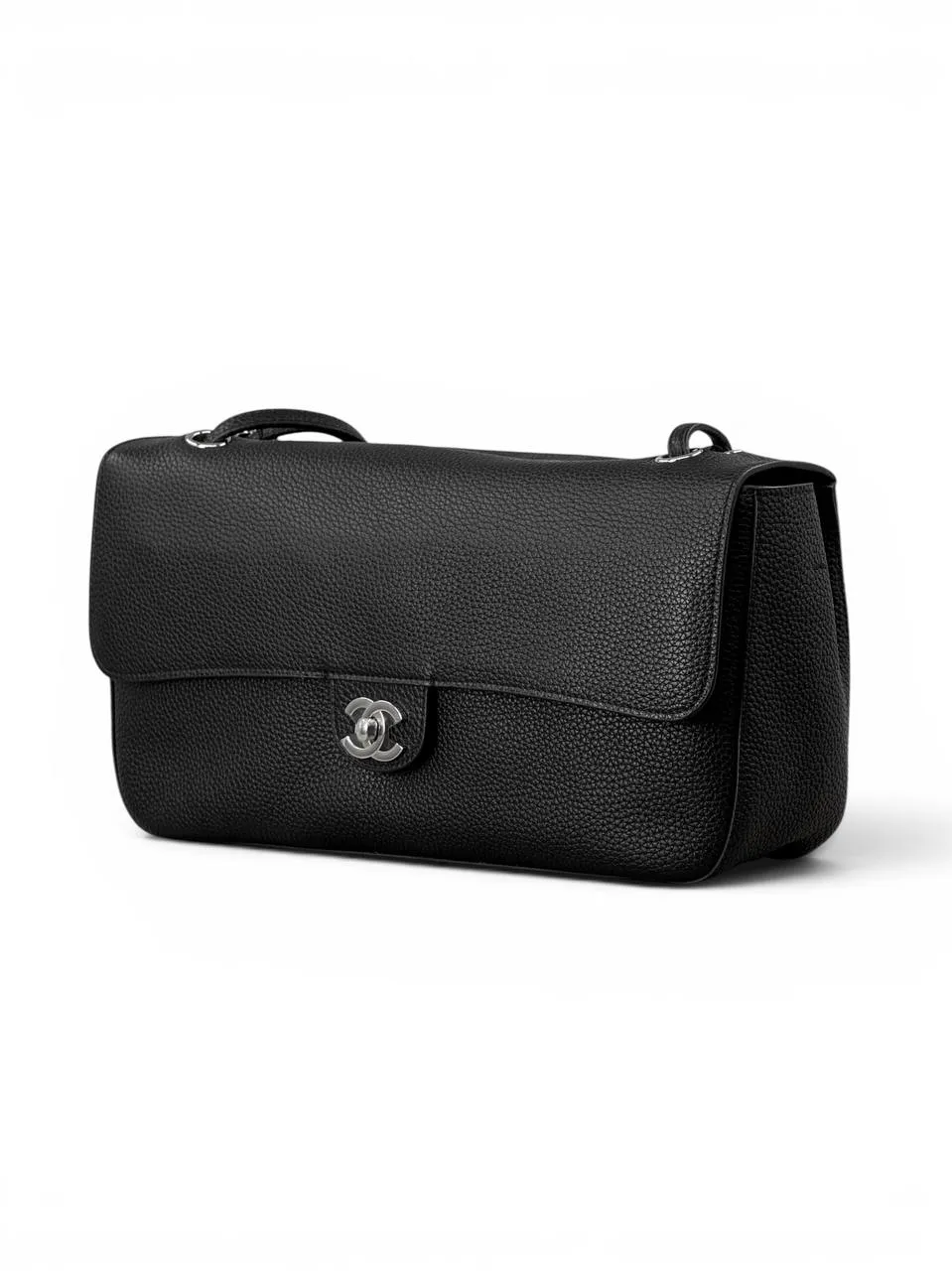 Сумка CHANEL Maxi Flap (32 см)