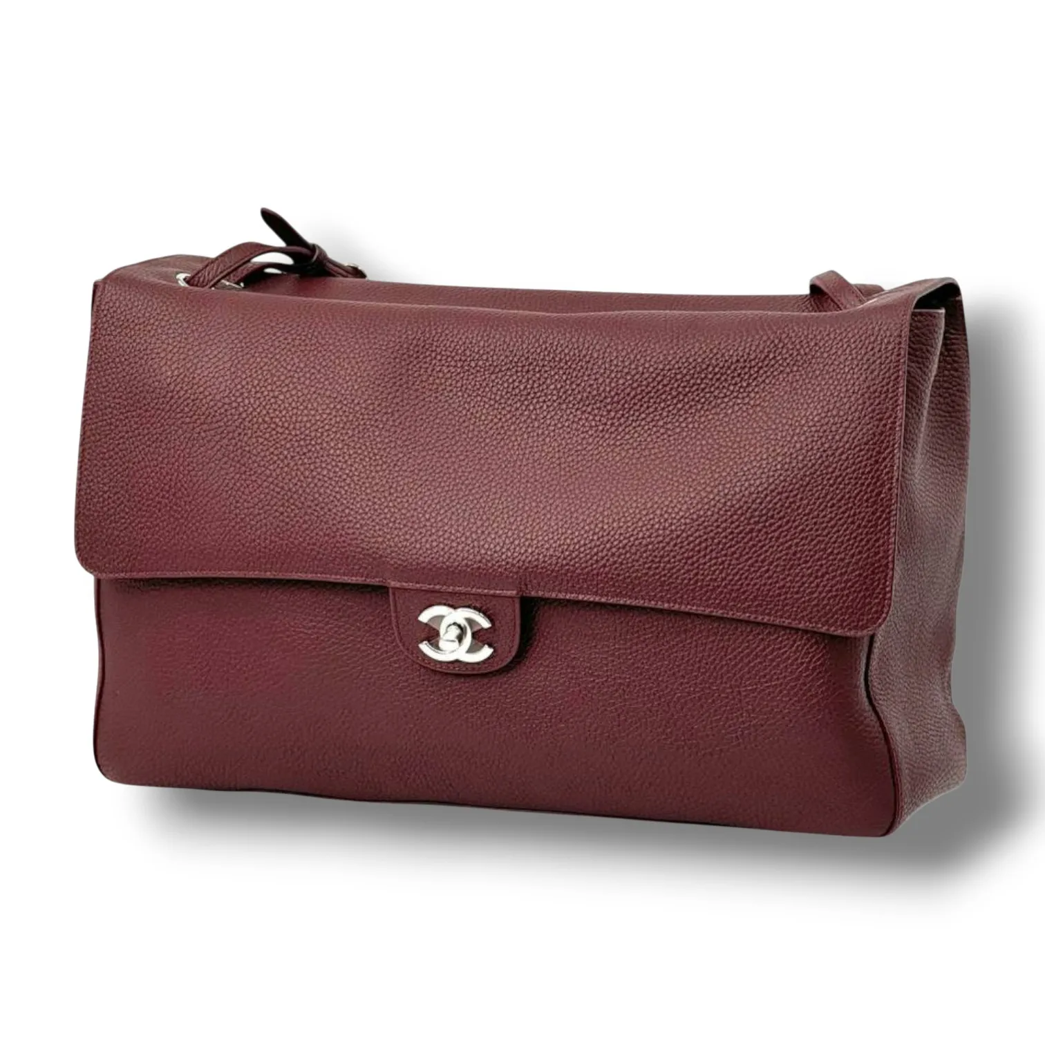 Сумка CHANEL Maxi Flap (38 см)
